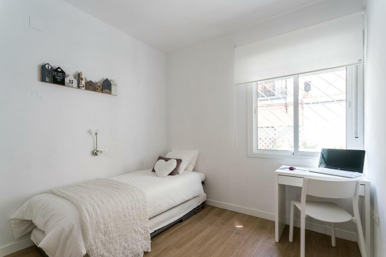 Triana 3 Bedrooms & 2 Bath Parking Included Apartamento Sevilha