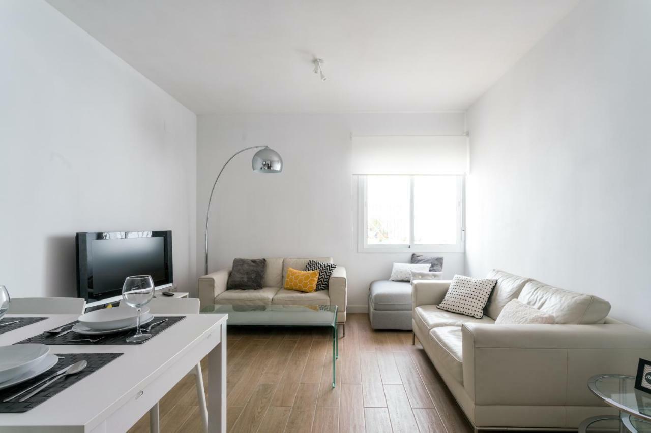 Triana 3 Bedrooms & 2 Bath Parking Included * Sevilha